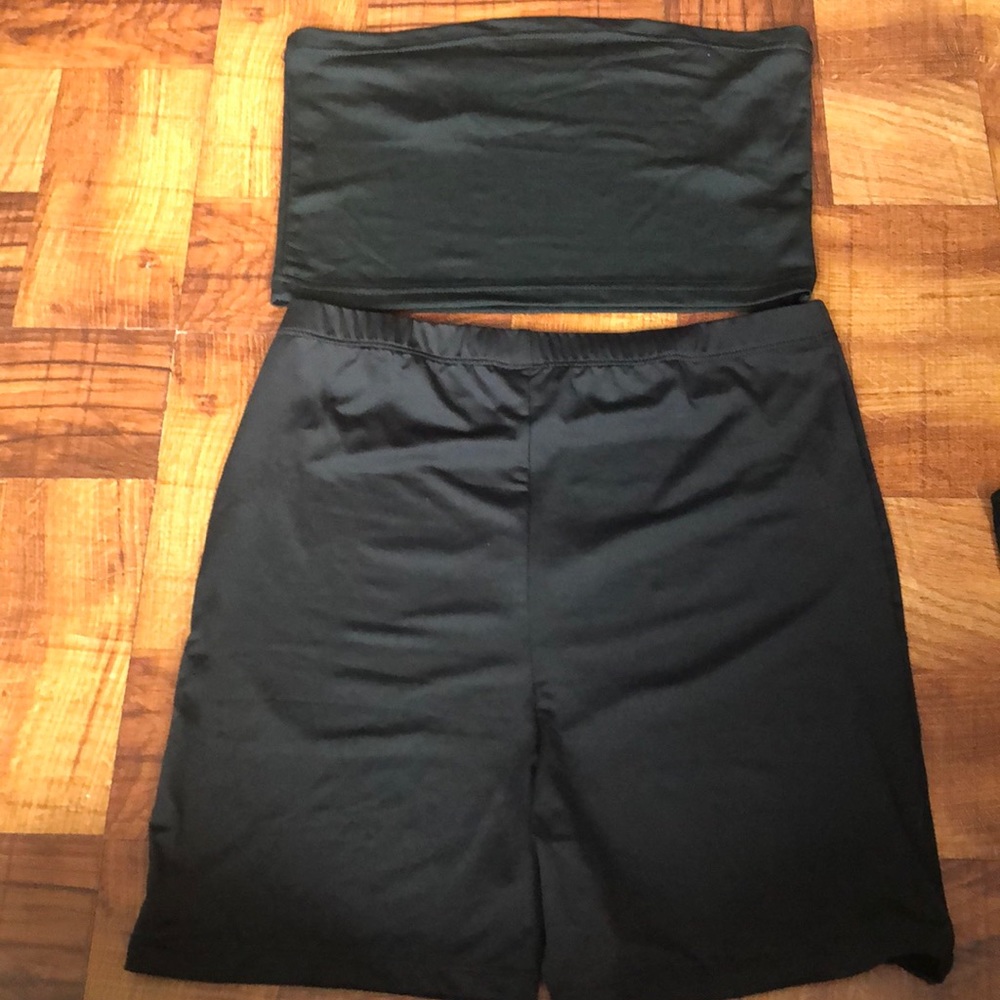 black two set